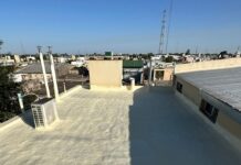 Mantenimiento del techo del cuartel del CBVH