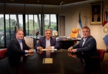 La Provincia ya transfirió fondos por casi $4.500 millones a municipios y comunas para obras de mantenimiento de edificios escolares